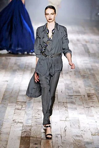 Look 10